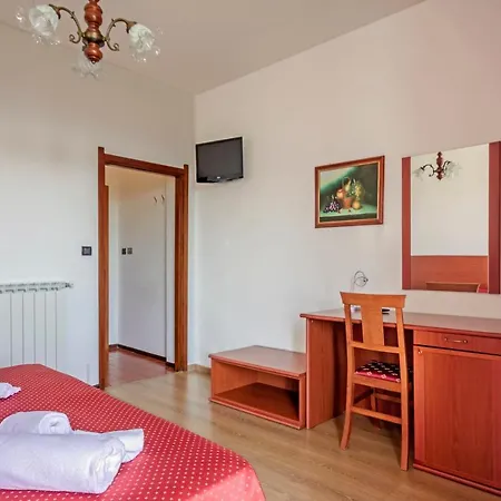 Hotel Pineta 3*
